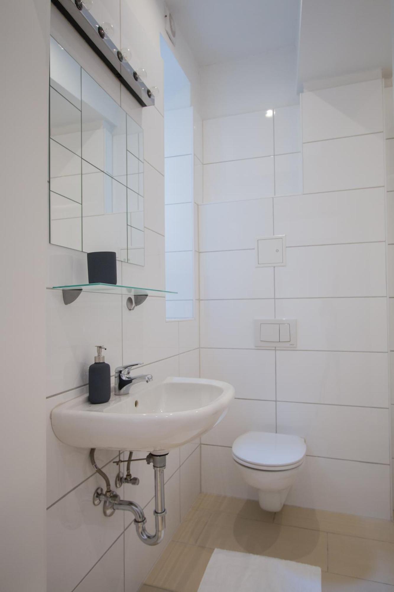 Porzellangarten Apartment I Contactless Check-In Wien Exteriör bild