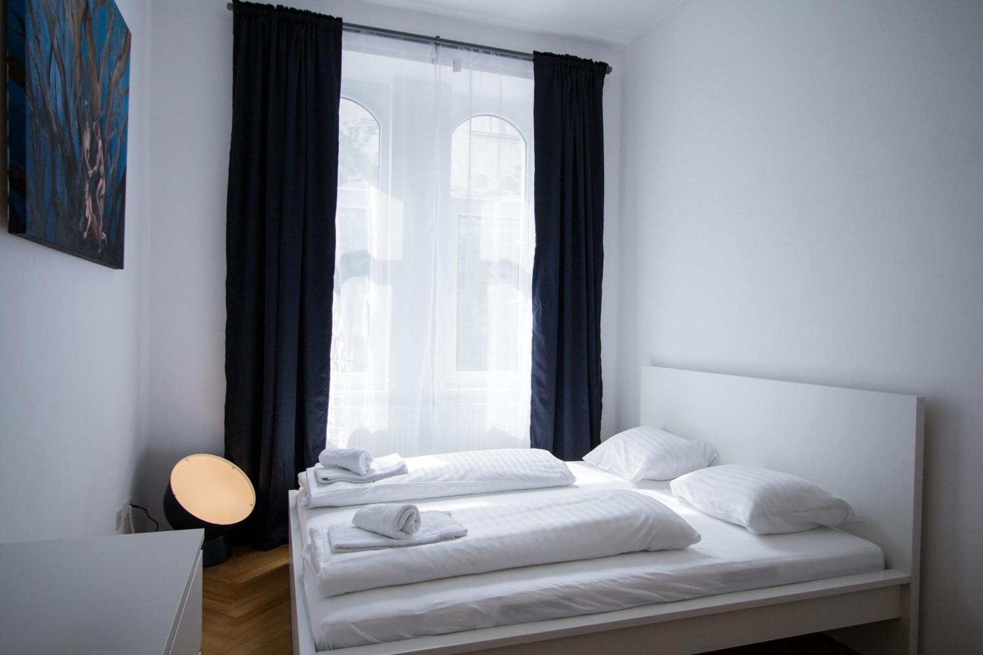Porzellangarten Apartment I Contactless Check-In Wien Exteriör bild