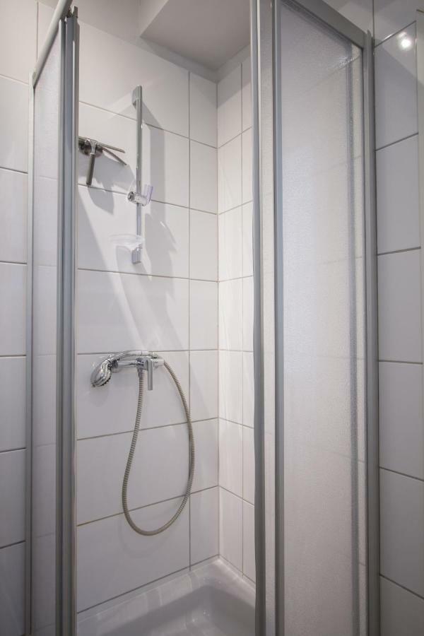 Porzellangarten Apartment I Contactless Check-In Wien Exteriör bild